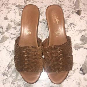 Seychelles Awe Suede Slide Platform Wedges 7.5